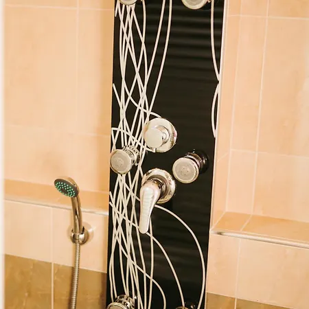 Plastira بيت ضيافة